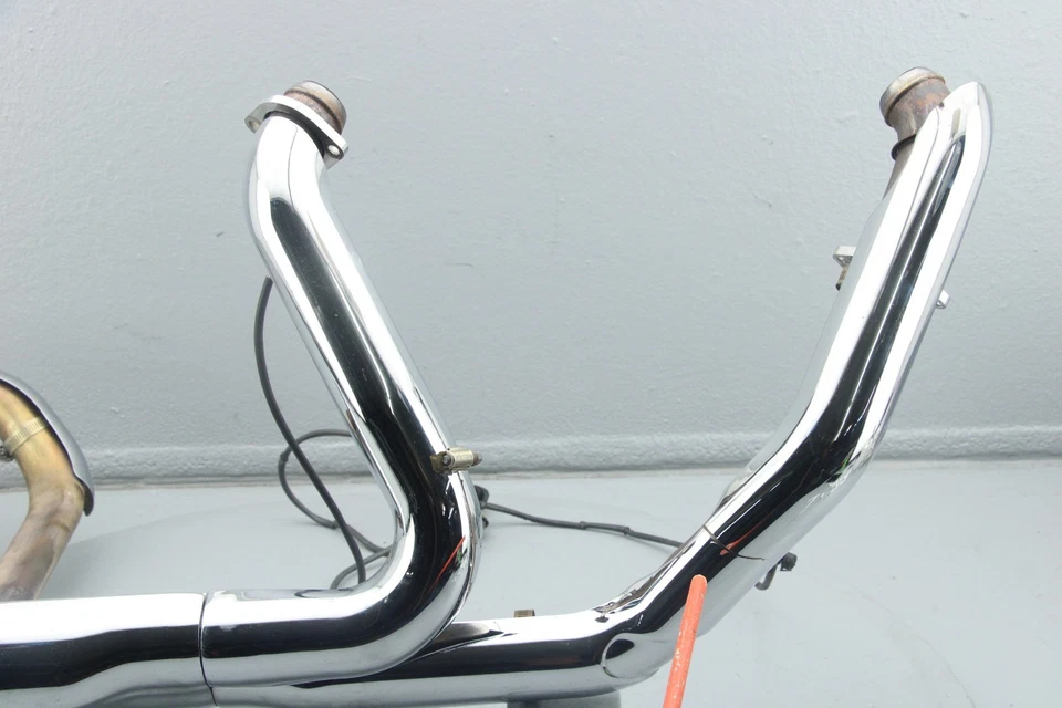 Harley Street Glide 2017 conjunto de tubo de escape negro arrugado #4090 Foto 2 de 4