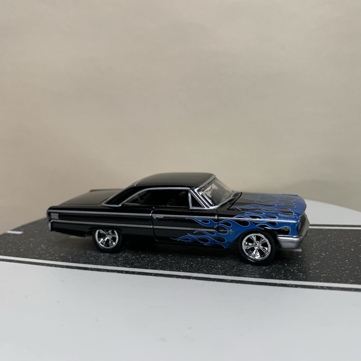 Johnny Lightning Street Freaks '63 Ford Galaxie 500 Black With