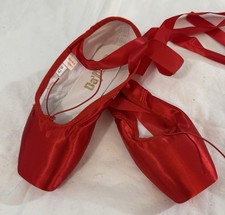 New Pointe Shoes with Toe Pads Ballet Dance Shoes Girl Professional Canvas/Satin