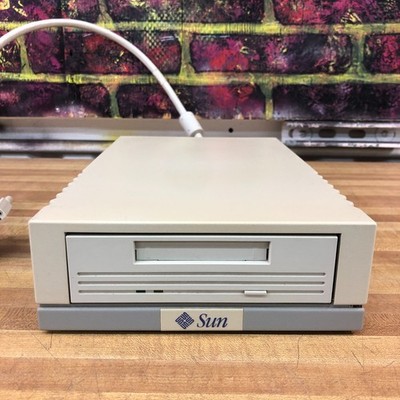 Sun Microsystems 611 599-2040-01 External Tape Drive (TESTED WORKING)