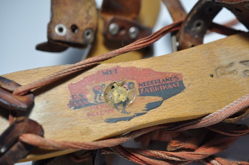 Vintage dutch wooden strap on ice skates made in Nederlands - Picture 5 of 13