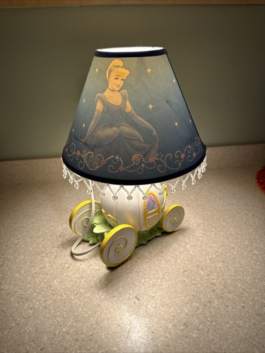 Hampton Bay Cinderella Night Lamp Night Light Pumpkin Carriage Disney ISSUES - 第 2/10 張圖片