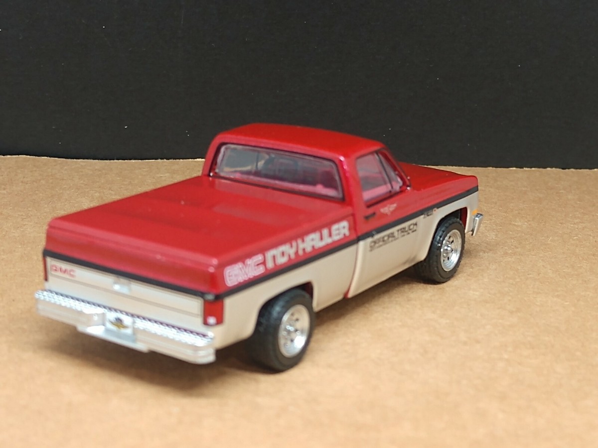 1985 GMC HIGH SIERRA CLASSIC VINTAGE INDY 500 OFFICIAL TRUCK