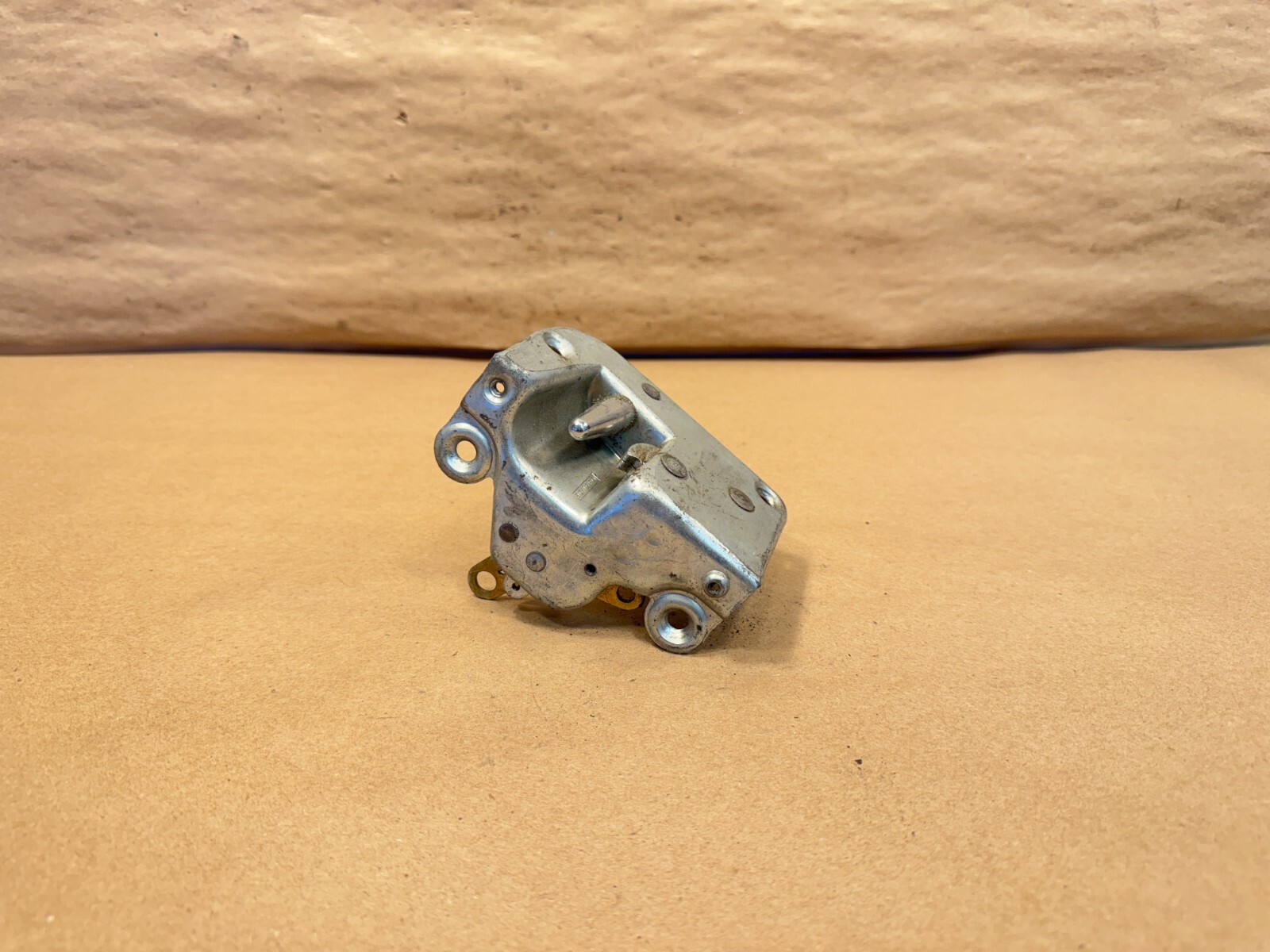 Ferrari 308 RH Right Door Latch OEM PN 20170909