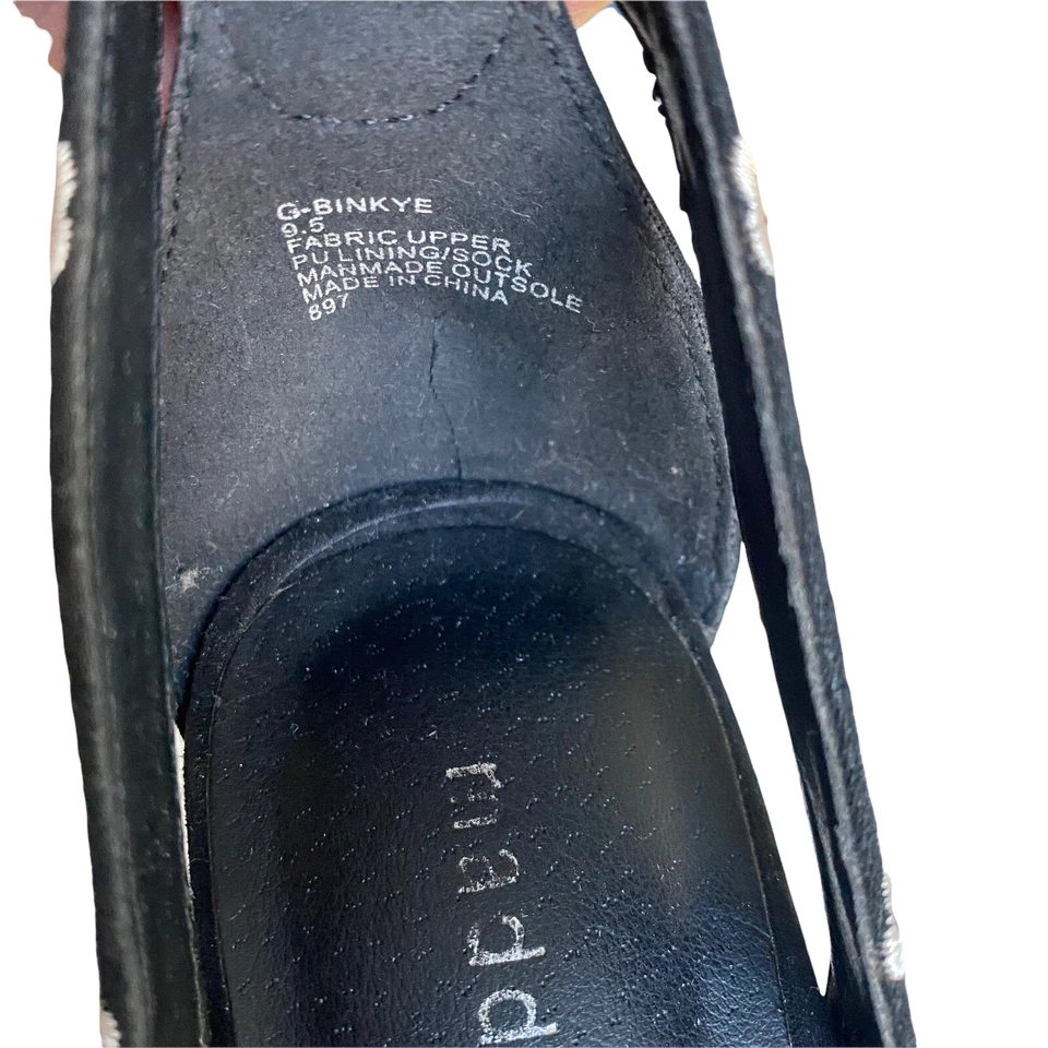 Zapatos Madden Girl G-Binkye Talla 9.5 Imitación Gamuza Negros Floral Bordado Tacón  Foto 3 de 4