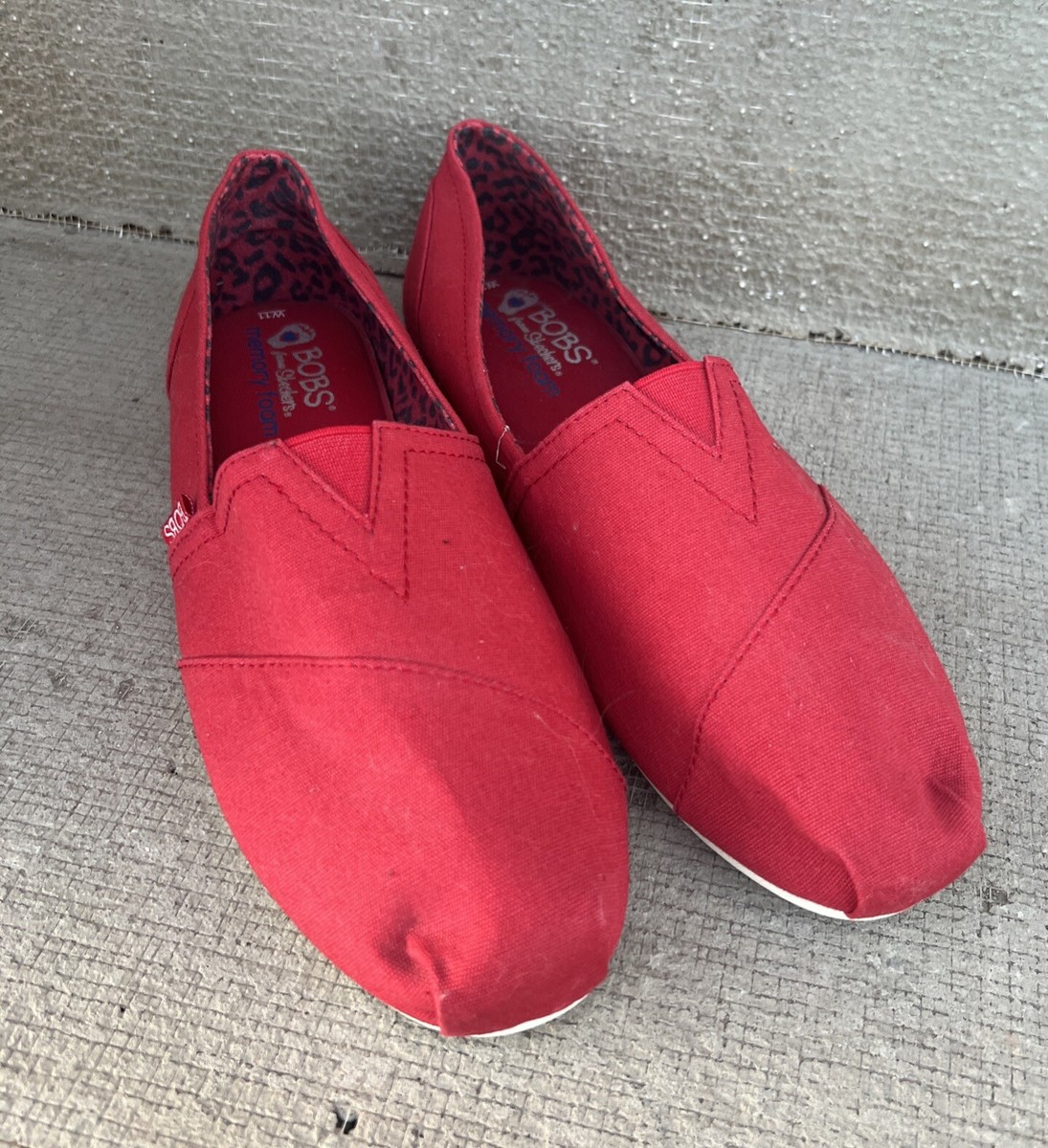 Bobs Skechers Memory Foam Women's Slip On Flats Red Speckle Fabric Size 11