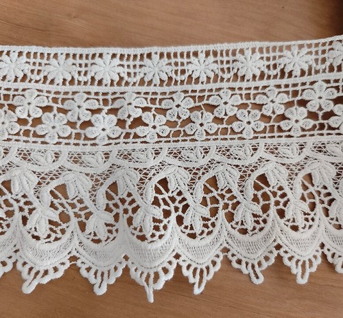 Finiture in pizzo vintage larghe 4 iarde 5,5" cotone all'uncinetto fiori vittoriani avorio m0225 - Foto 2 di 2