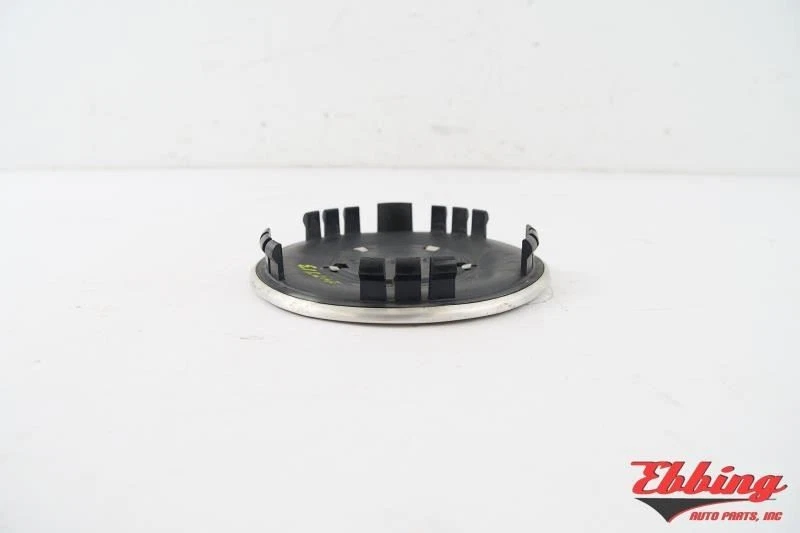 Wheel Center Cap Assembly ID: 9592876 Fits 2000-2001 Chevrolet Impala 695845 - Image 3 of 4