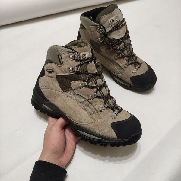 Men Scarpa Boots Grey 41