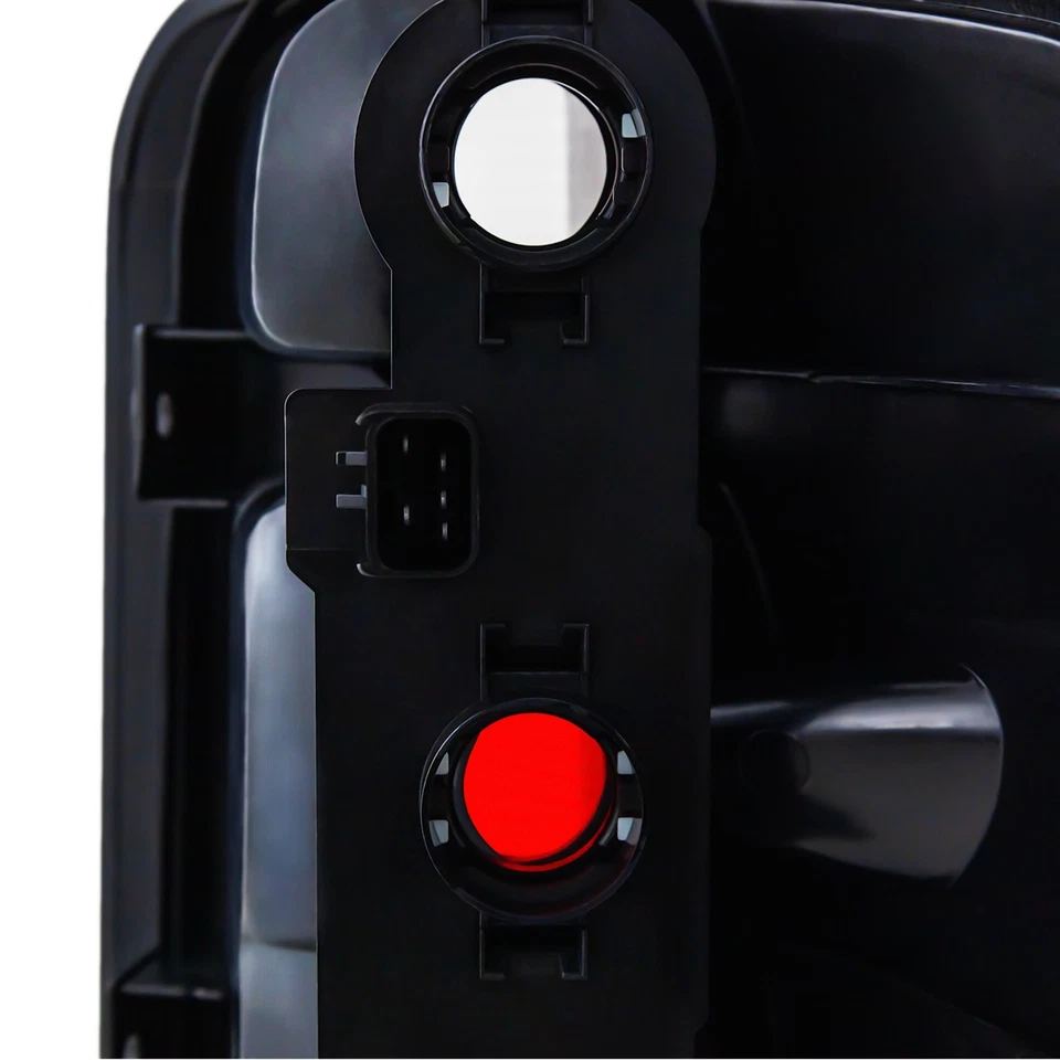 Luz trasera luz trasera lámpara de freno lámpara lado izquierdo conductor 68241333AA Foto 4 de 4