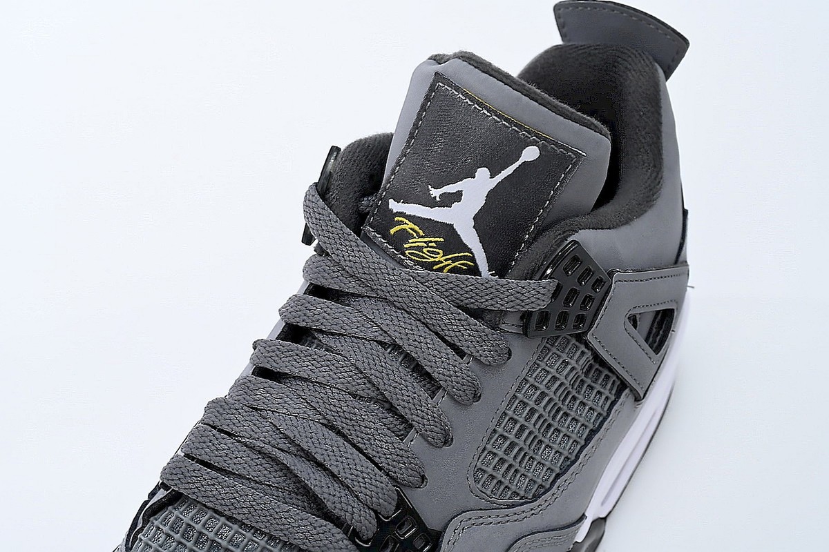 靴 Air Jordan 4 RETRO COOL GREY Air Jordan IV 'Cool Grey' Release Date. Nike SNKRS