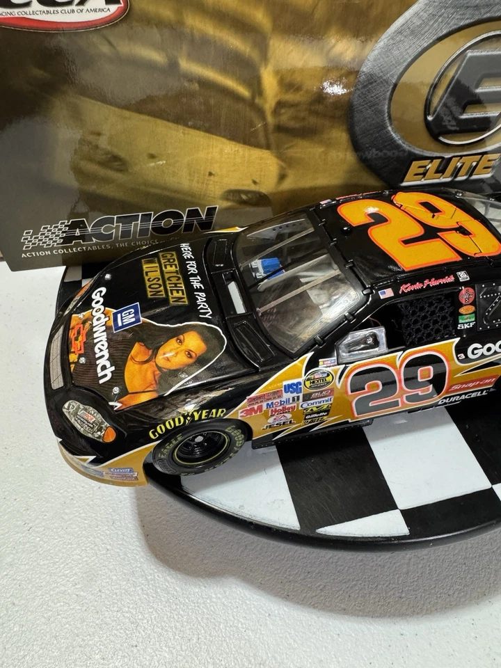 Kevin Harvick ELITE #29 GM Goodwrench Chevy Rock & Roll 2004 1/24 Nascar Diecast Foto 4 de 4