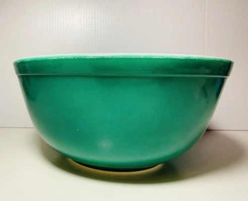 Vintage Pyrex #403 Green Mixing Bowl 2-1/2 Qt Nesting Bowl 8.5"