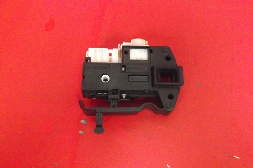 Washing Machine INDESIT  BWE91683XWUK  DOOR LOCK