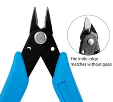 Short Flat Nose Pliers Smooth Jaws 3mm Wide   Available in Light Blue Only