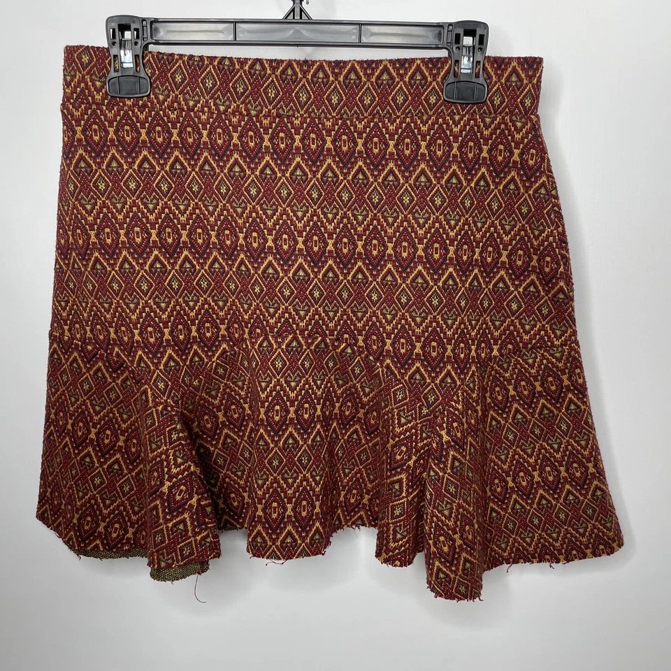 Minifalda Free People When In Rome talla M roja dorada geométrica acampanada Foto 3 de 4