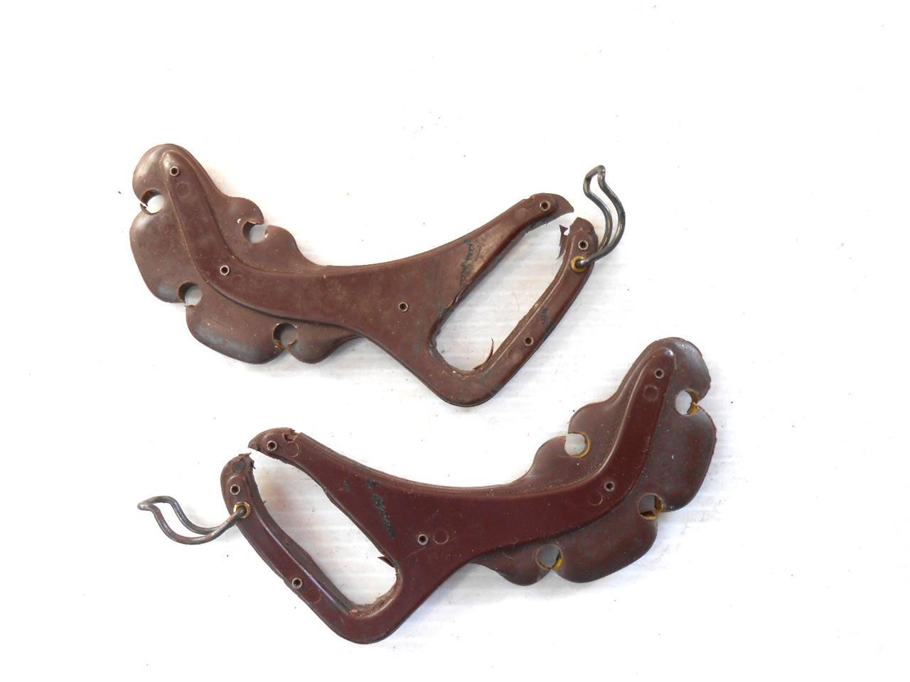 3 VINTAGE USED KWIKEE KWIVERS + 2 LIMB COVERS + FINGER GLOVE FOR