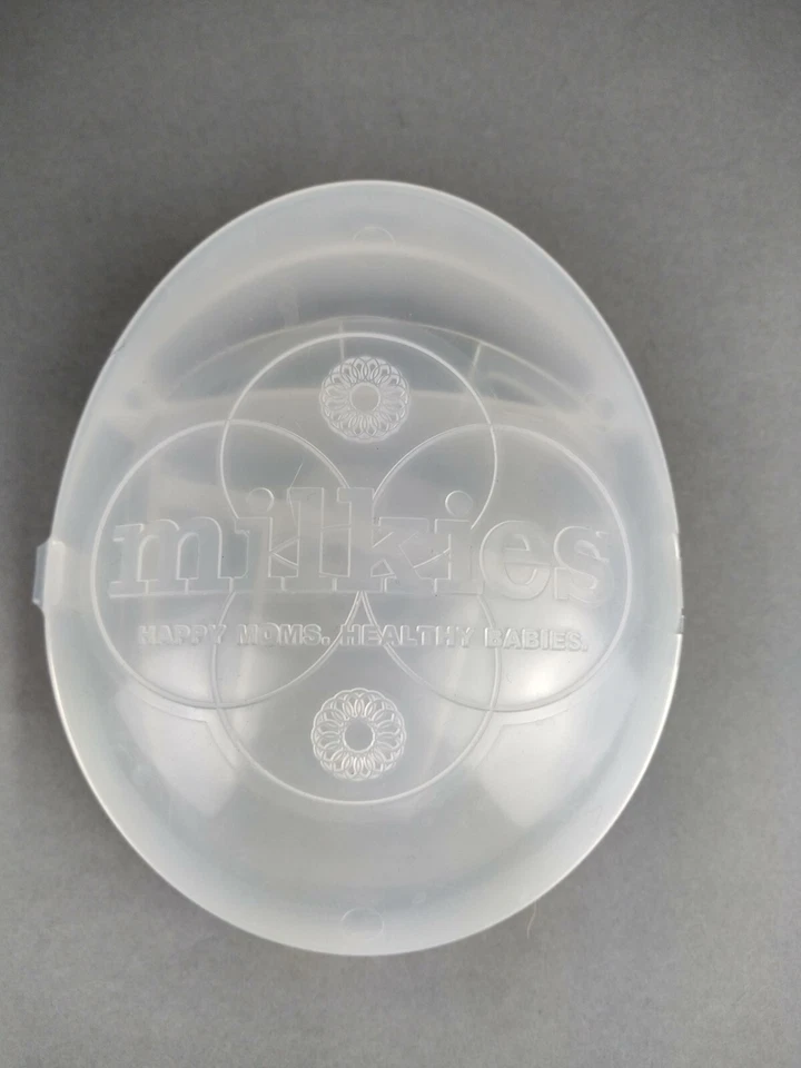 Ahorrador de leche materna Milkies recoge leche con fugas mientras amamantas para madres lactantes Foto 2 de 4