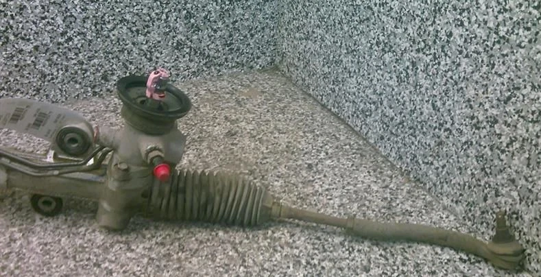 Portaequipajes y piñón de dirección Honda Pilot 2009-2011  Foto 3 de 3