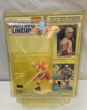 Starting Lineup Steve Yzerman Detroit Red Wings Action Figgure With Special Card