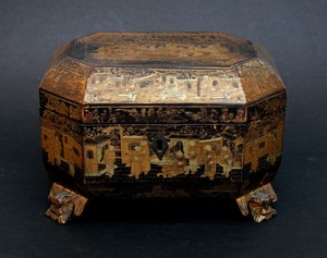 ANTIQUE CHINESE LACQUER TEA CADDY