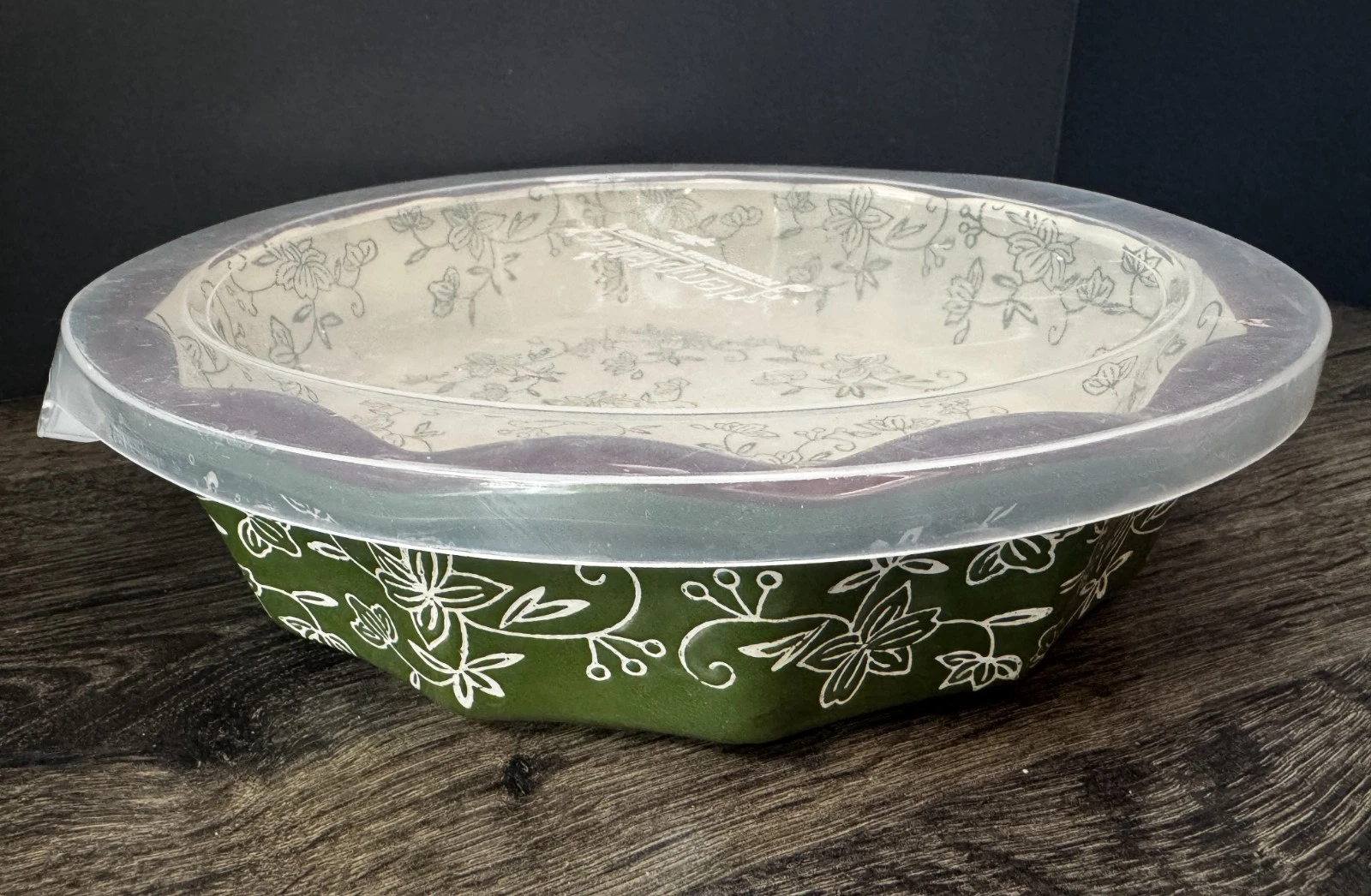 Temp-tations Floral Lace 9" Pie Dish by Tara Green White Floral Ovenware + Lid