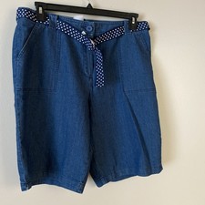 White Stag Women s Denim shorts Size 14. Fron...