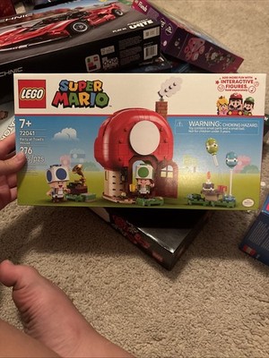 Lego  Super Mario  72041 Party At Toad s House