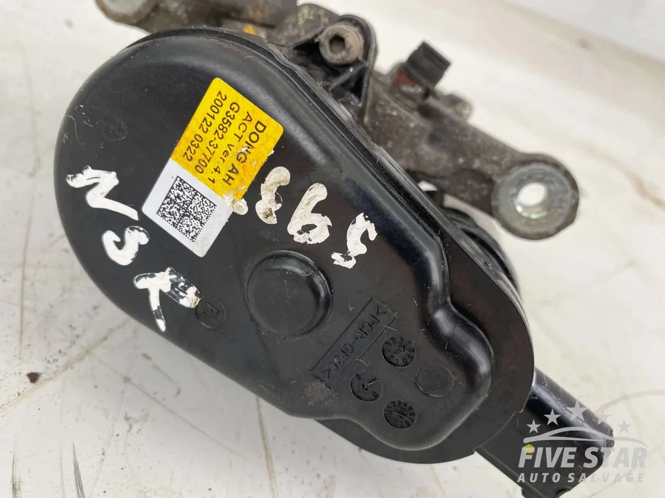 Kia Soul Rear Brake Caliper EV Electric Motor 150kW (204 HP) G3582-37700 2020 - Image 2 of 4