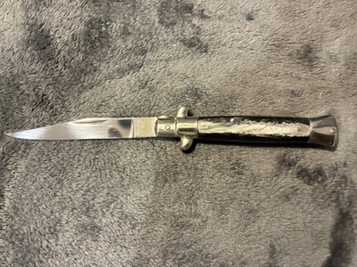 VINTAGE ROSTFREI STILETTO FOLDING KNIFE MADE IN ITALY  MINT CONDITION