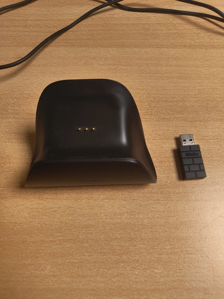 8BitDo Ultimate Bluetooth & 2.4GHz Controller für Switch und PC Hall Effekt - Bild 3 von 3