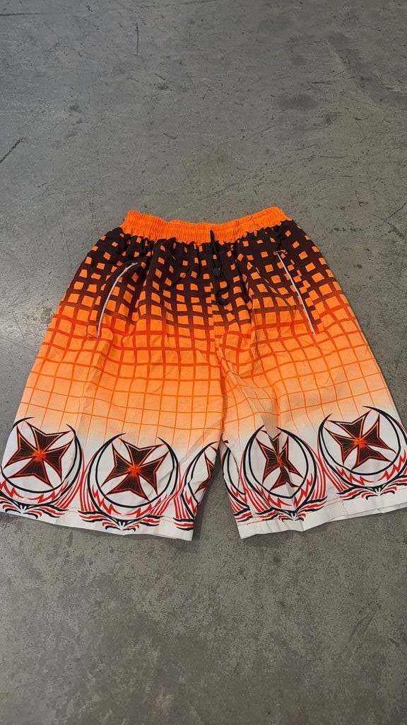 Orange Gradient Star Patterned Shorts - image 1