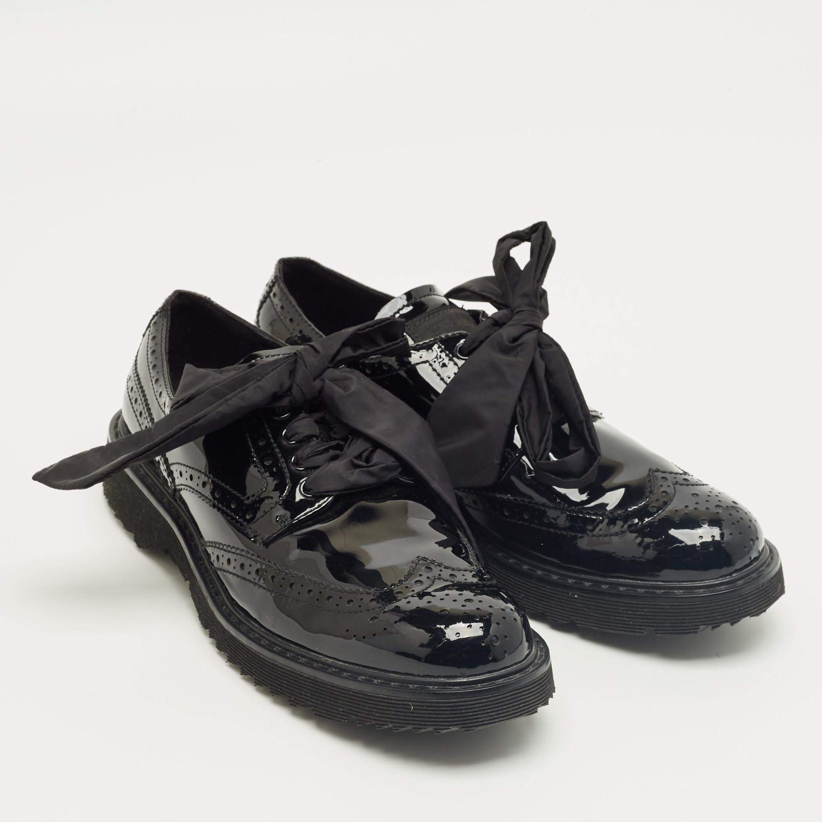 Prada Black Patent Leather Lace Up Brogue Sneakers Size 39 thumbnail 4