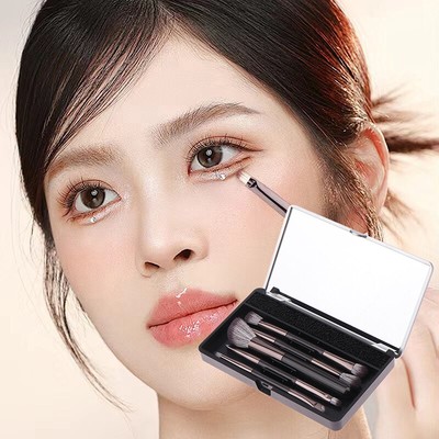 5Pcs Makeup Brushes Set With Storage Box Blending Brush Eye Shadow Brush