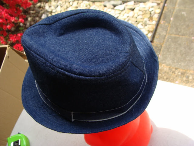 Picture 4 of 9