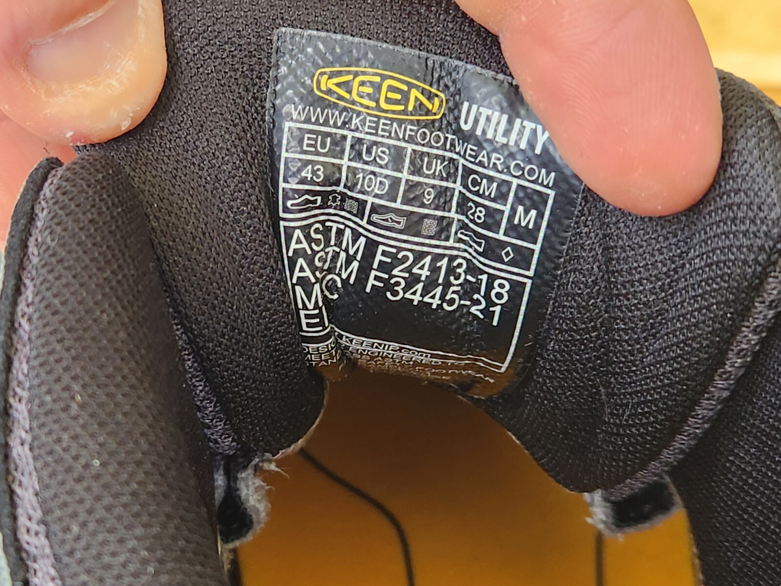 Stivali da uomo KEEN Utility Reno taglia media 10 D verdi punta flessibile impermeabili acutamente asciutti