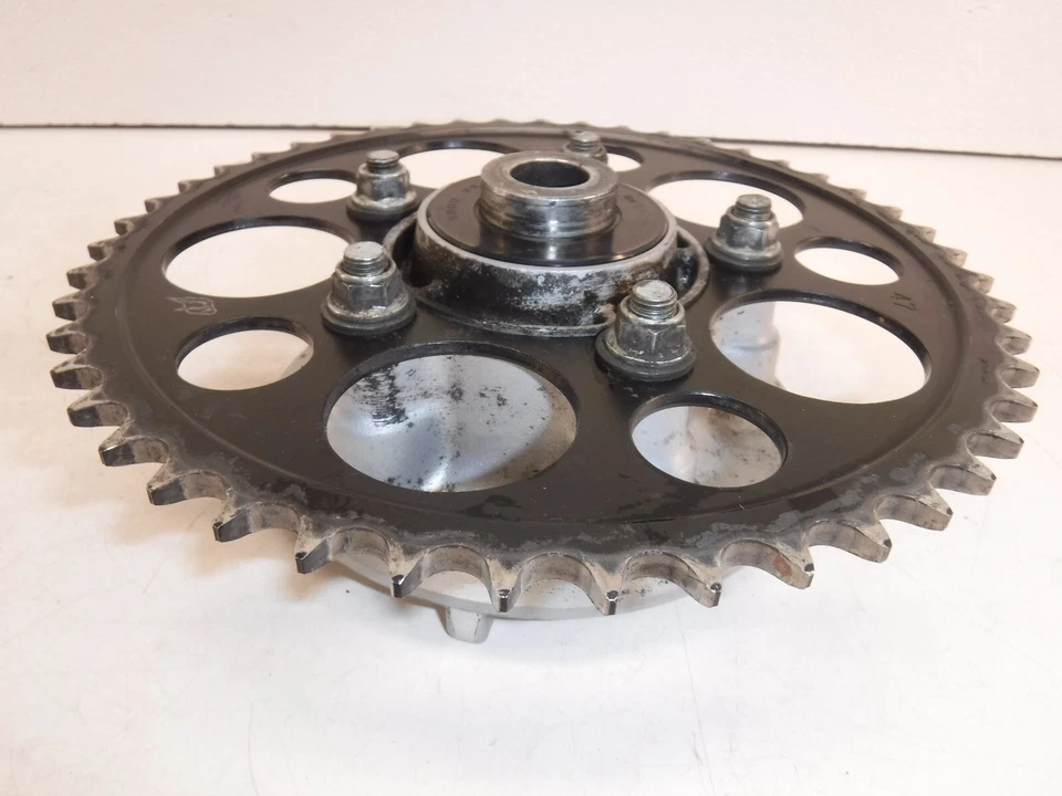 03-12 Portador de piñón trasero Suzuki SV650 S OEM 64611-19F00 Foto 2 de 4