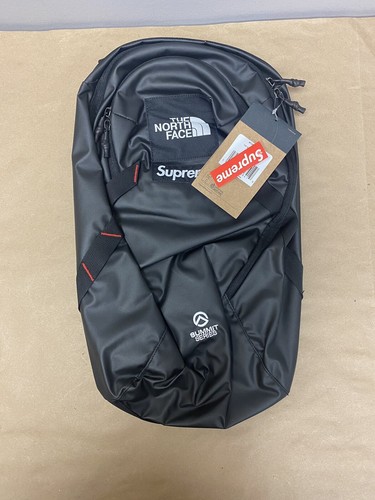 Supreme The North Face Summit Series 