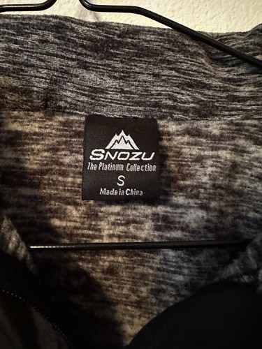 Womens full zipper Snozu lightweight jacket Small *NEW* Retail: $75.00 - Picture 2 of 4