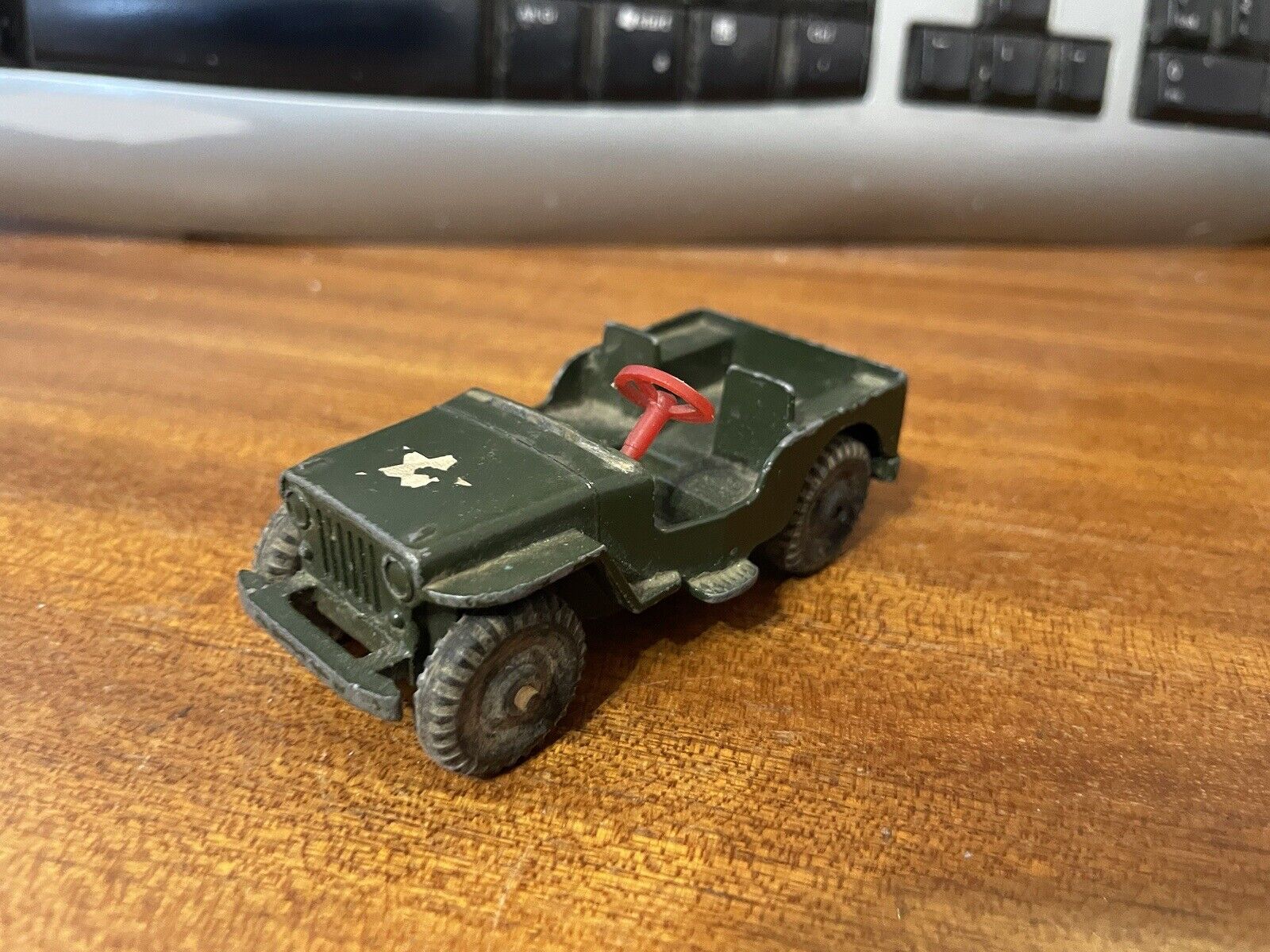 Picture 2 of 8