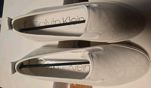 Calvin Klein Valette Cow Kansas Platinum White Shoes Size 9.5