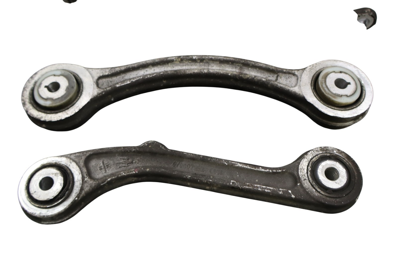 14-17 Maserati Quattroporte M156 Rear Right Side Tension Control Arm Set Oem