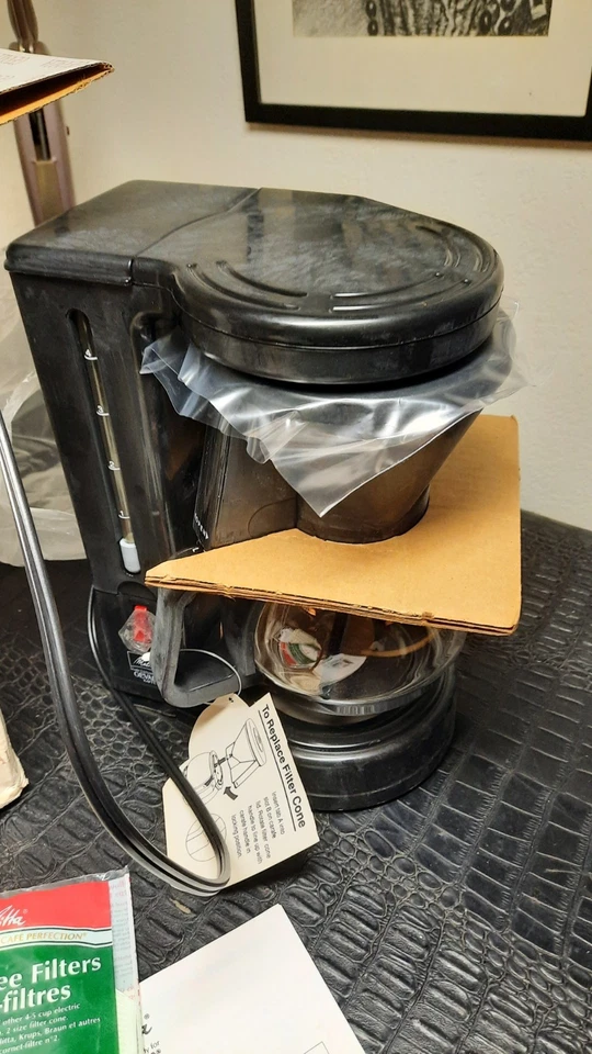 Melitta Gevalia 1-4 Cup Coffeemaker Model No. BCM-4CB Black New - Image 2 of 4