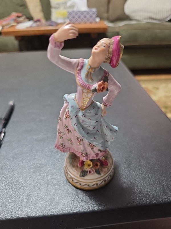 Antiqued Meissen Style Hand Painted Porcelain 18th Figure Century Woman, Germany