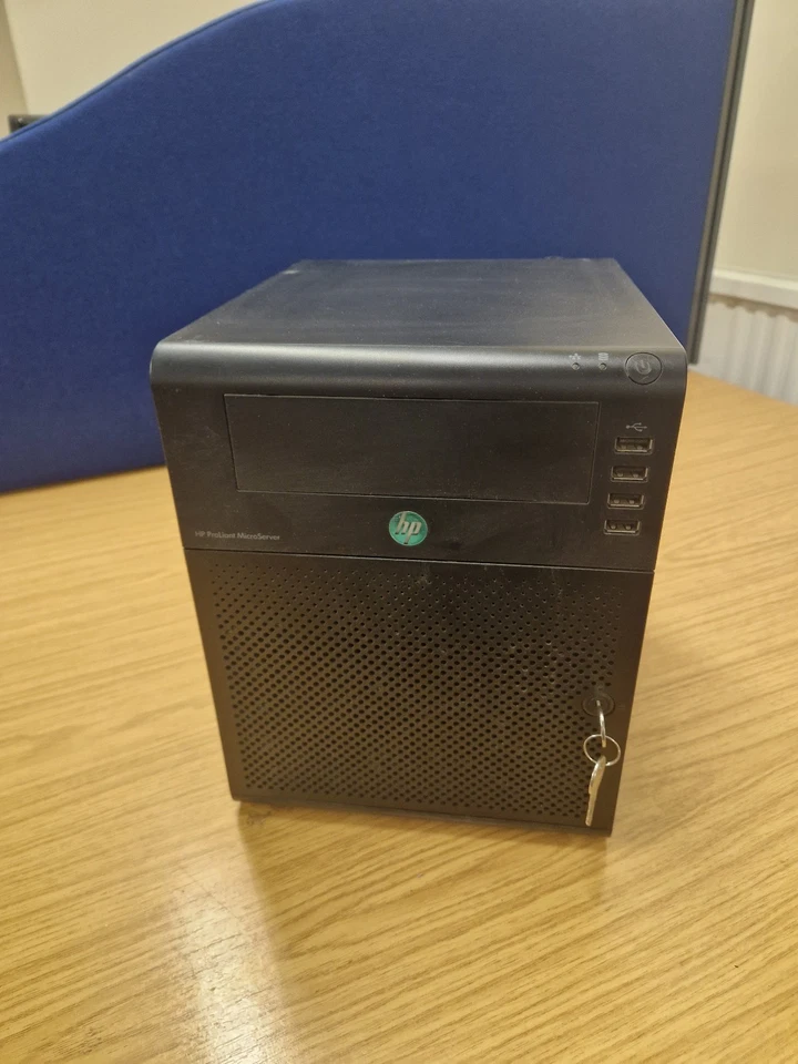 HP Proliant Micro Server N40L AMD 1.50GHZ - 4GB RAM - VGC - PERFECT MEDIA SERVER - Image 2 of 4