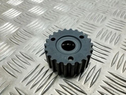 AUDI A6 4G2, C7, 4GC Kettenrad der Kraftstoffpumpe 04L130111A 34728093