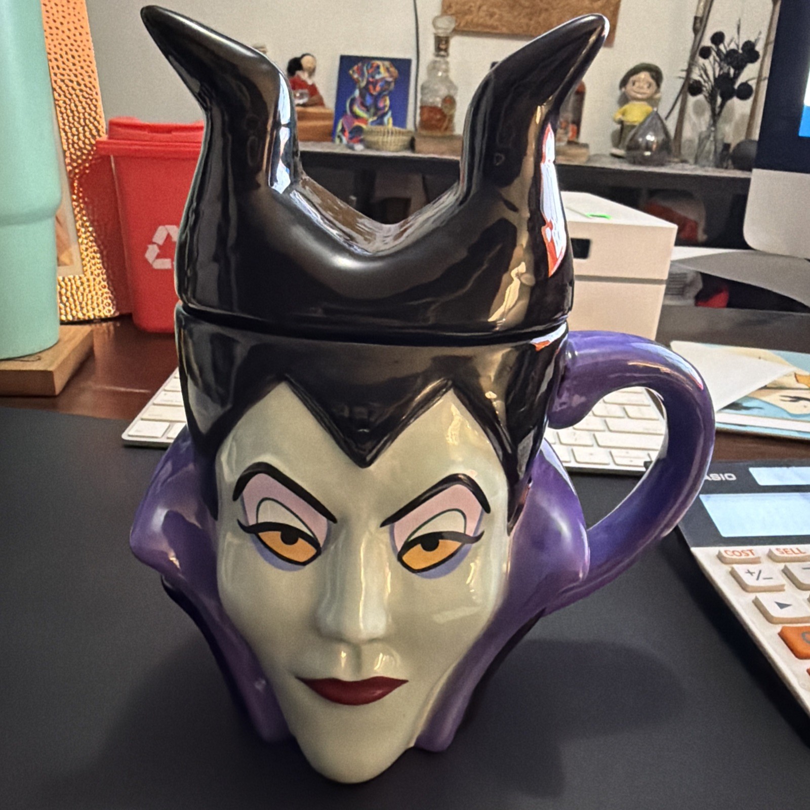 Taza con tapa Maléfica Villanos Disney