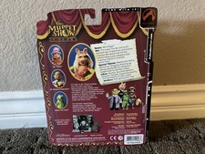 Palisades The Muppet Show 25 Years Series, Miss Piggy Action Figure + Extra One