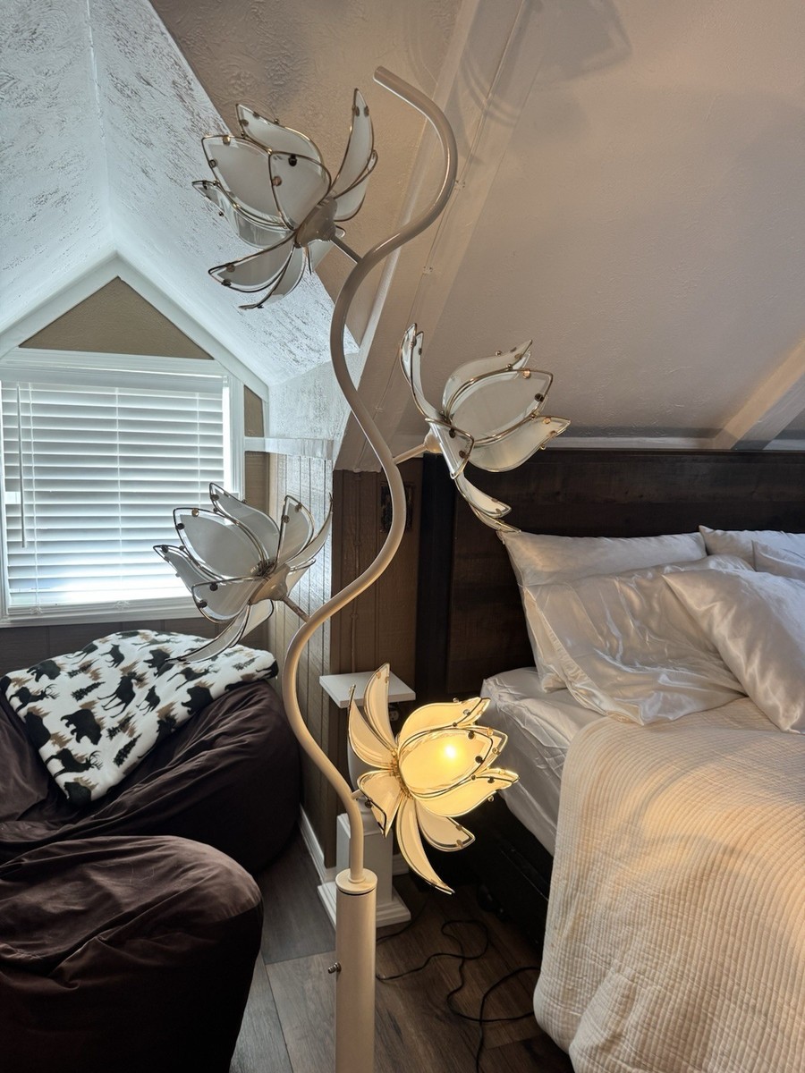 Beautiful Vintage White Lotus Flower Lamp *NO FLAWS* | eBay