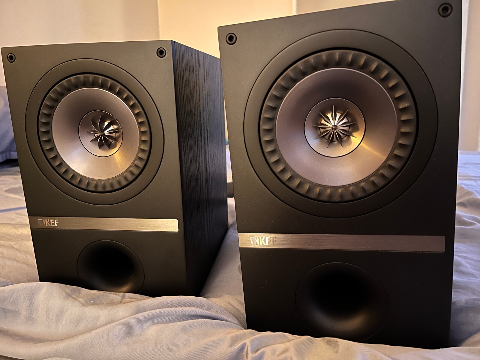 KEF Q1 スピーカー ペア - スピーカー・ウーファークラシック